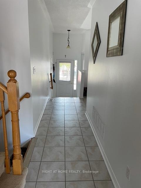 Photo 5 of 141 Millcliff Circle, Aurora, Aurora Grove — HOMEH