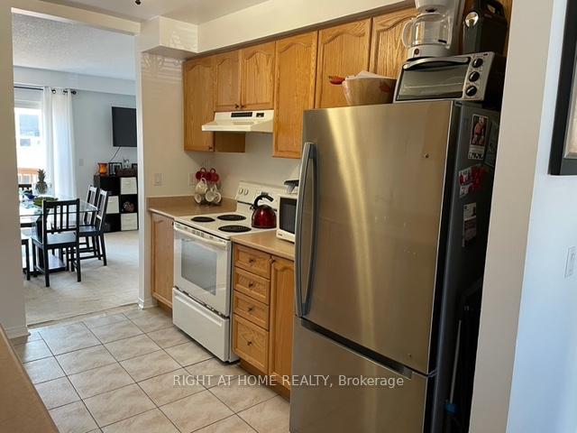 Photo 9 of 141 Millcliff Circle, Aurora, Aurora Grove — HOMEH