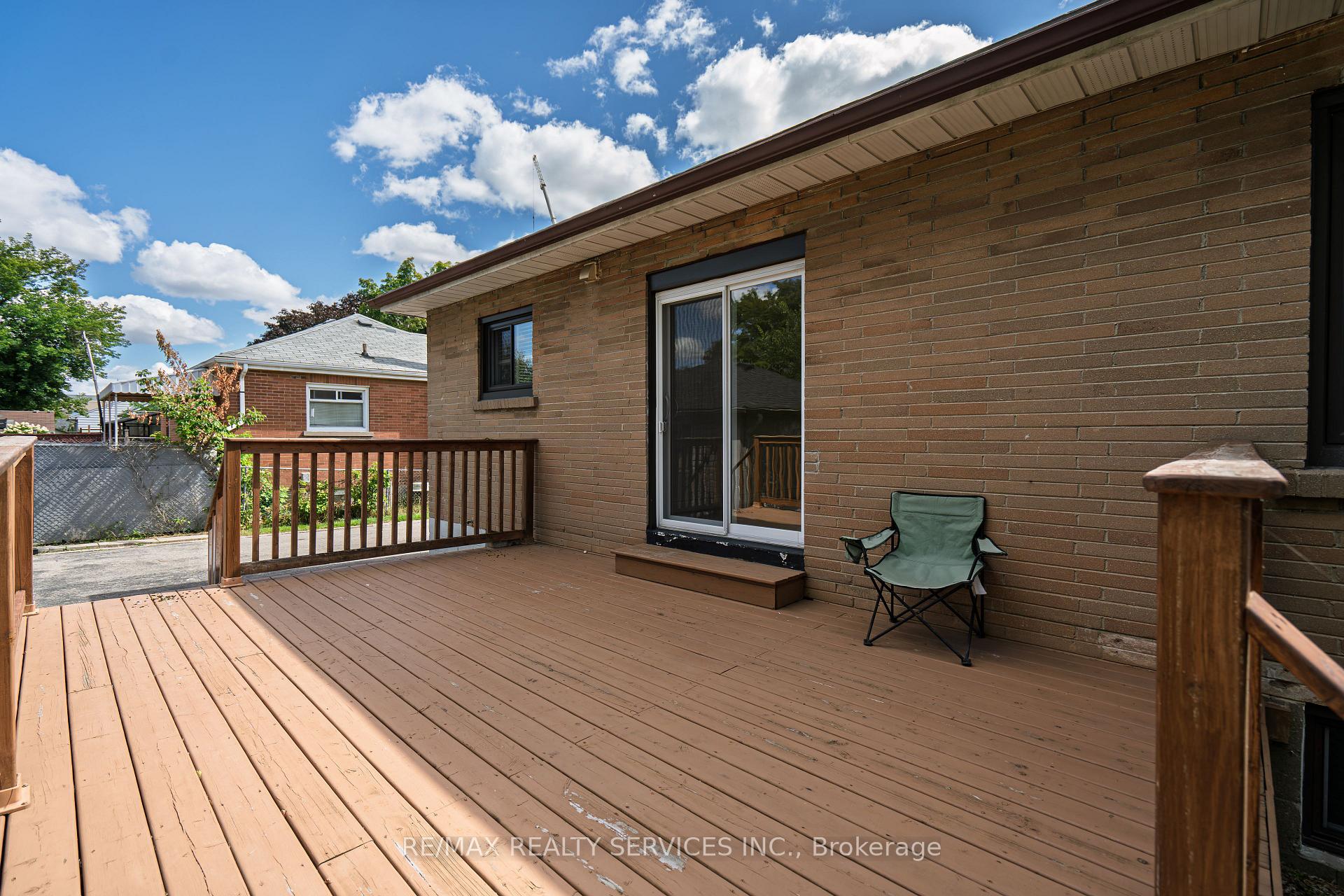 Photo 19 of 32 Eastern Avenue, Brampton, Queen Street Corridor — HOMEH