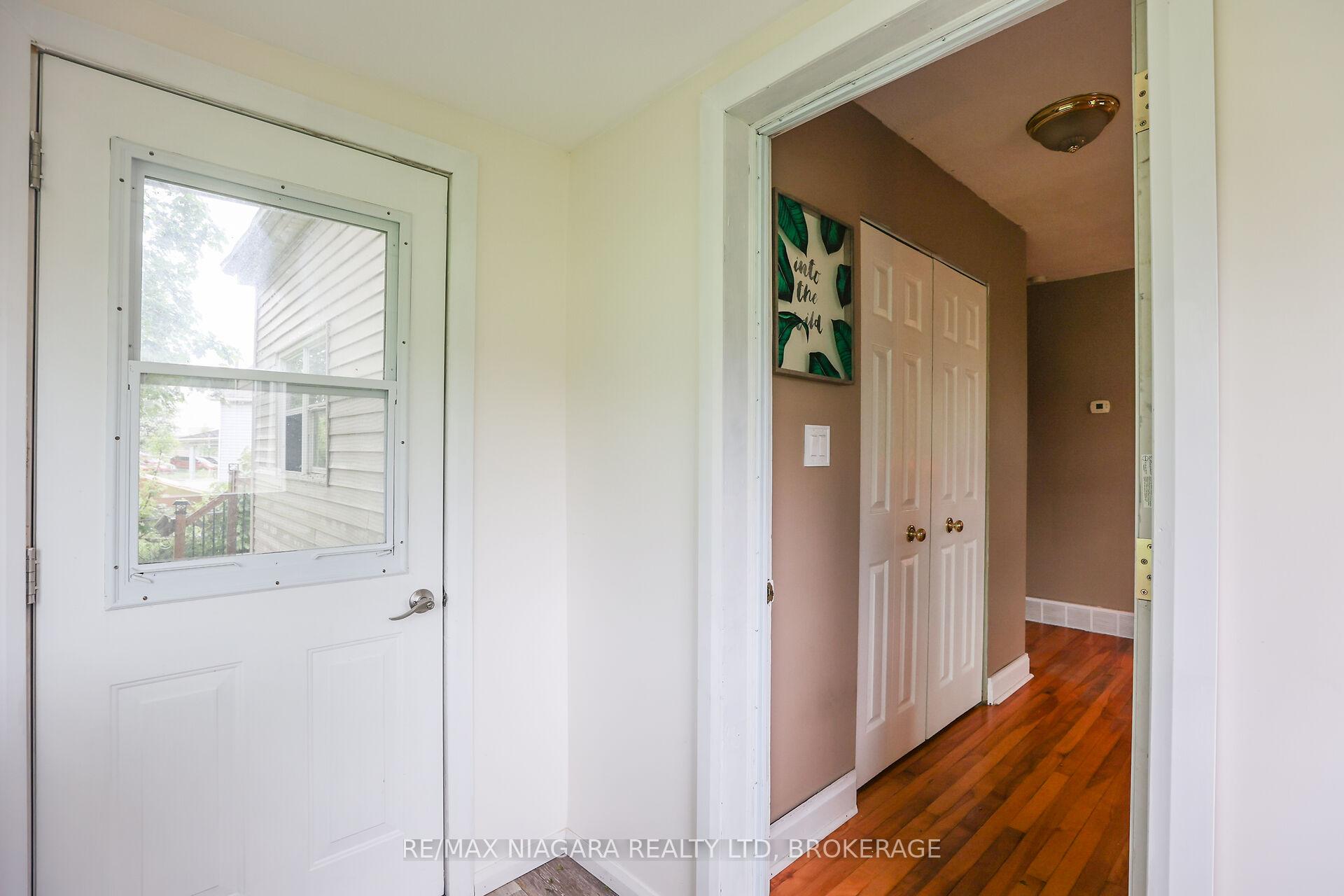 Photo 8 of 232 Merritt Street, St. Catharines, Burleigh Hill — HOMEH