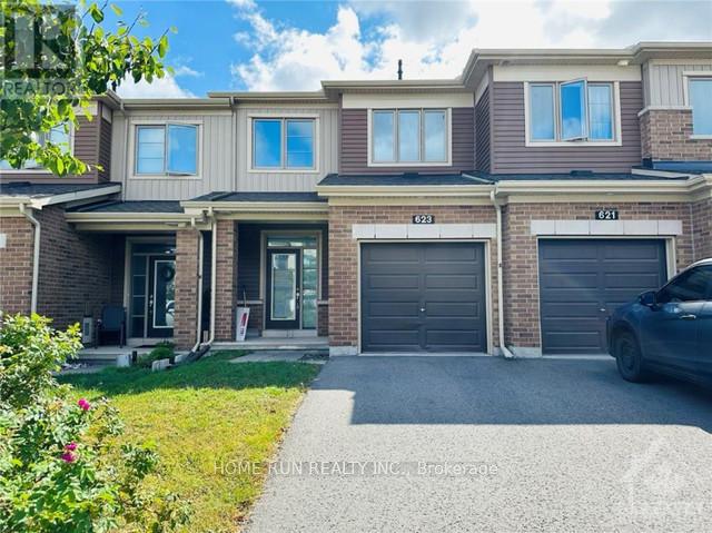 Photo 1 of 623 Lauraleaf Crescent, Ottawa, Barrhaven - Half Moon Bay — HOMEH