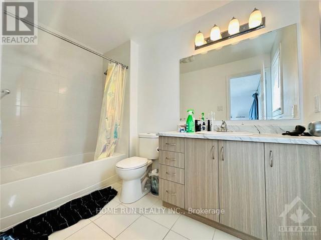 Photo 7 of 623 Lauraleaf Crescent, Ottawa, Barrhaven - Half Moon Bay — HOMEH