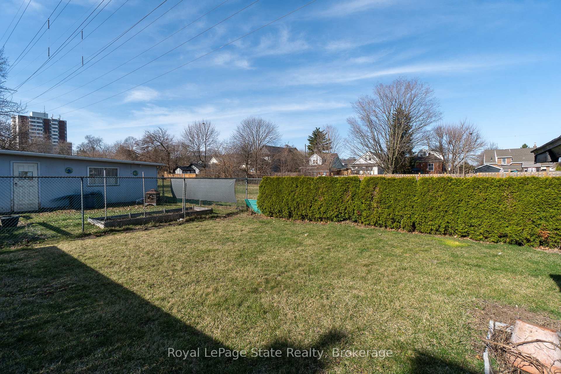 Photo 5 of 224 Cochrane Road, Hamilton, Bartonville — HOMEH