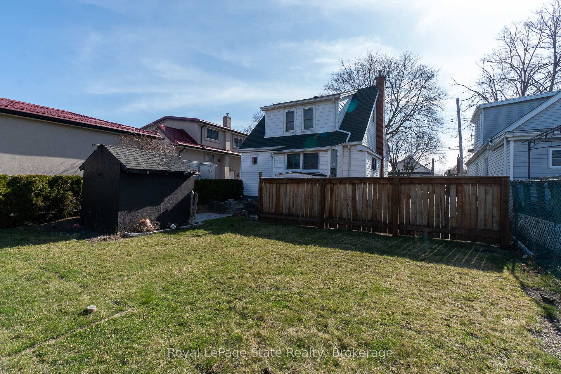 Photo 6 of 224 Cochrane Road, Hamilton, Bartonville — HOMEH