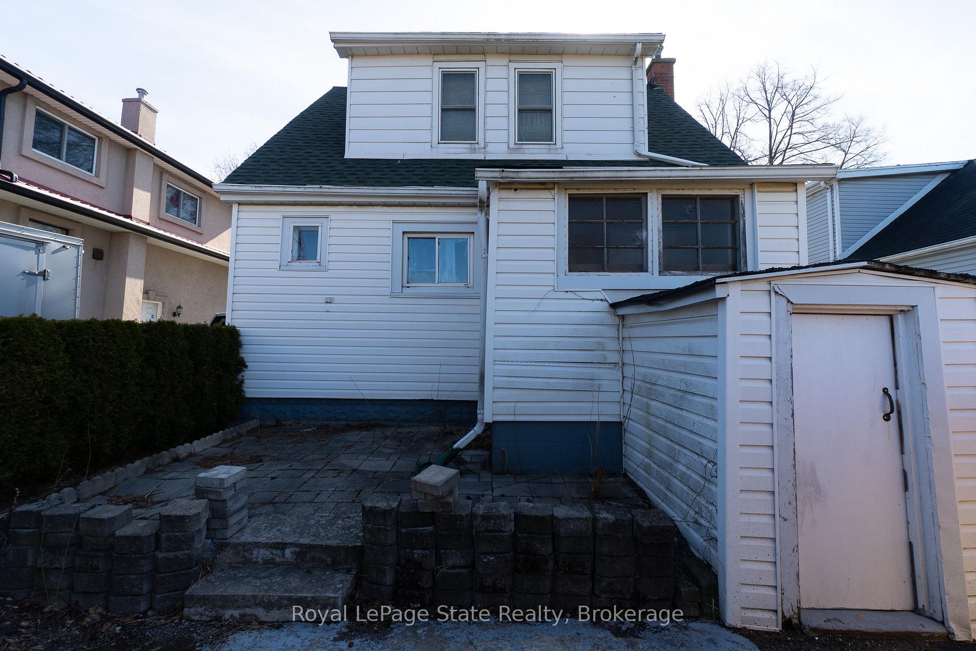 Photo 8 of 224 Cochrane Road, Hamilton, Bartonville — HOMEH