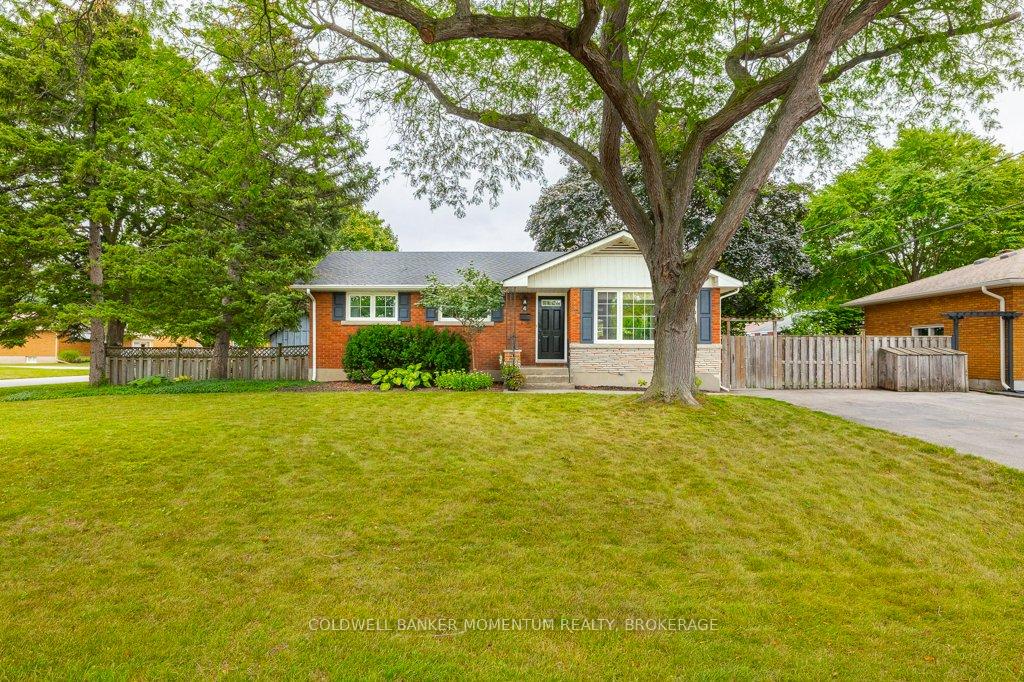 Photo 1 of 4 Appleby Drive, St. Catharines, Bunting/Linwell — HOMEH