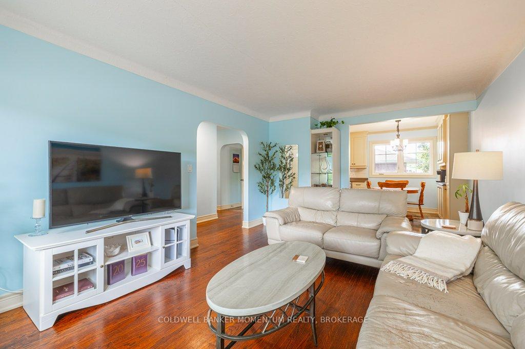 Photo 11 of 4 Appleby Drive, St. Catharines, Bunting/Linwell — HOMEH