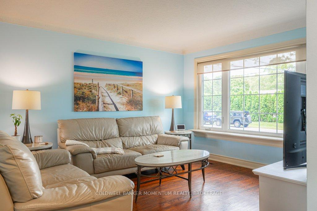 Photo 12 of 4 Appleby Drive, St. Catharines, Bunting/Linwell — HOMEH