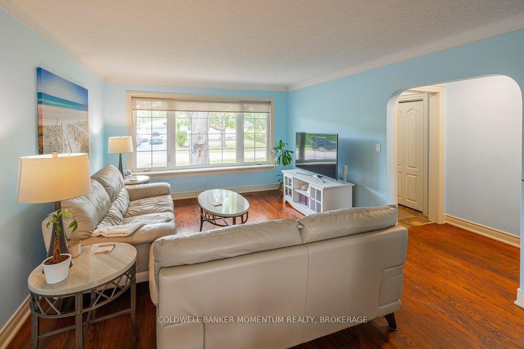 Photo 13 of 4 Appleby Drive, St. Catharines, Bunting/Linwell — HOMEH