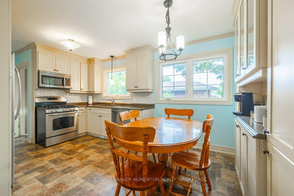 Photo 15 of 4 Appleby Drive, St. Catharines, Bunting/Linwell — HOMEH
