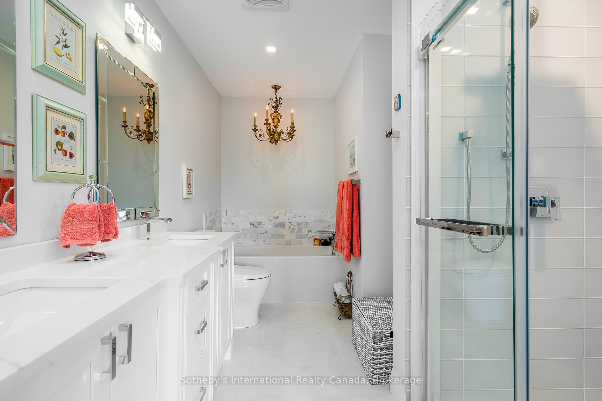 Photo 18 of 565 Oxbow Crescent, Collingwood — HOMEH