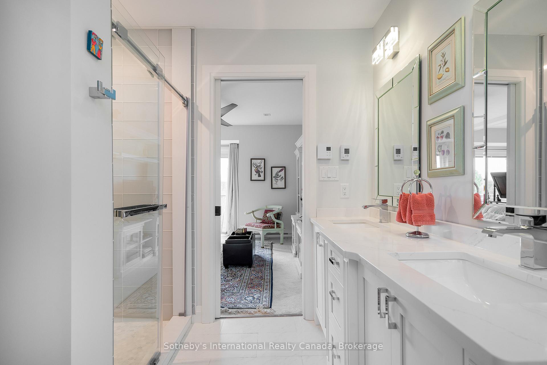 Photo 19 of 565 Oxbow Crescent, Collingwood — HOMEH