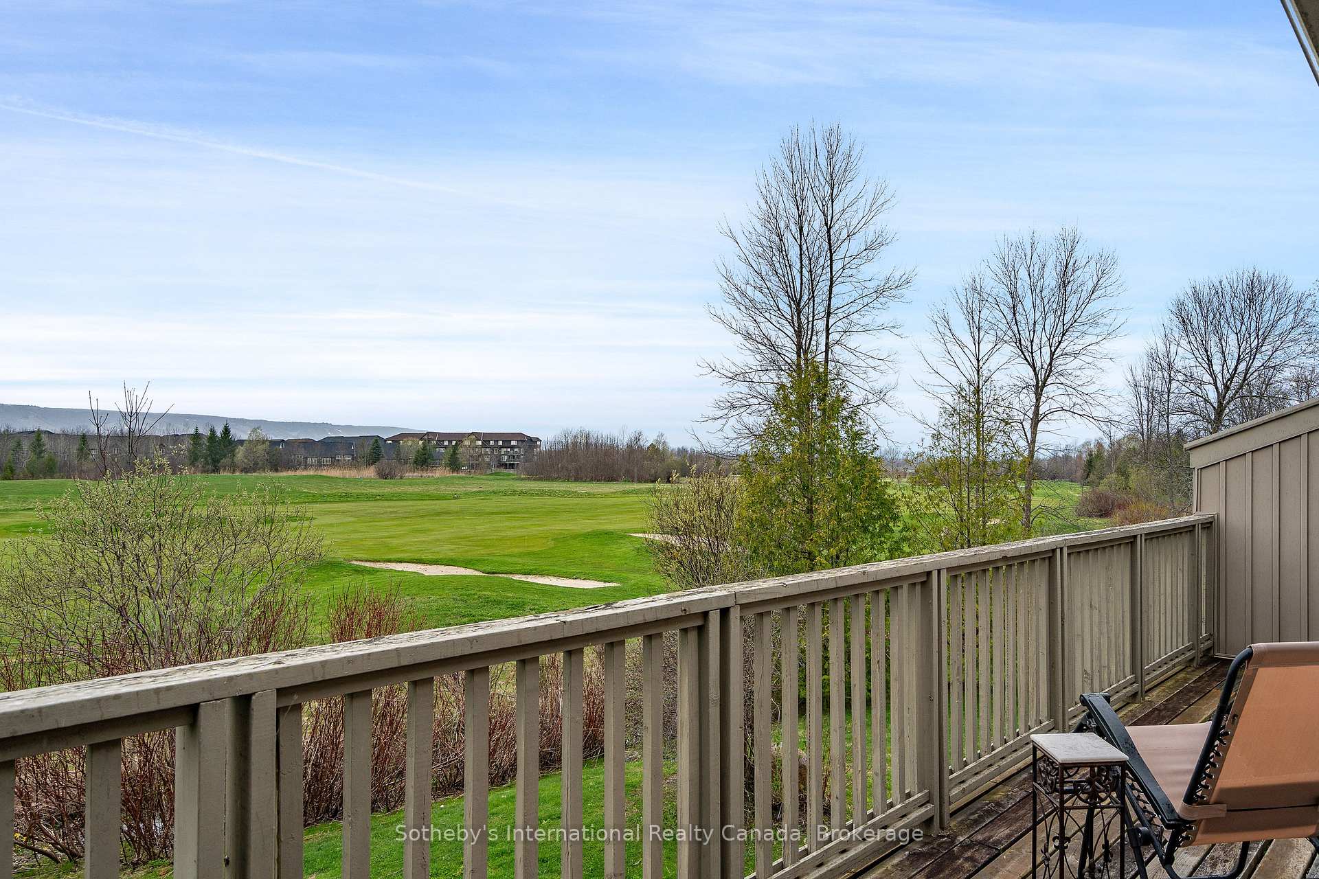 Photo 34 of 565 Oxbow Crescent, Collingwood — HOMEH
