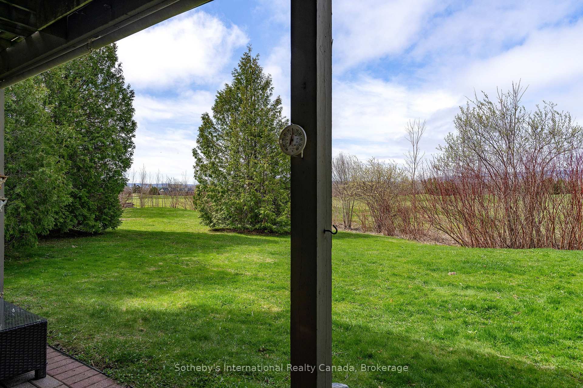 Photo 42 of 565 Oxbow Crescent, Collingwood — HOMEH