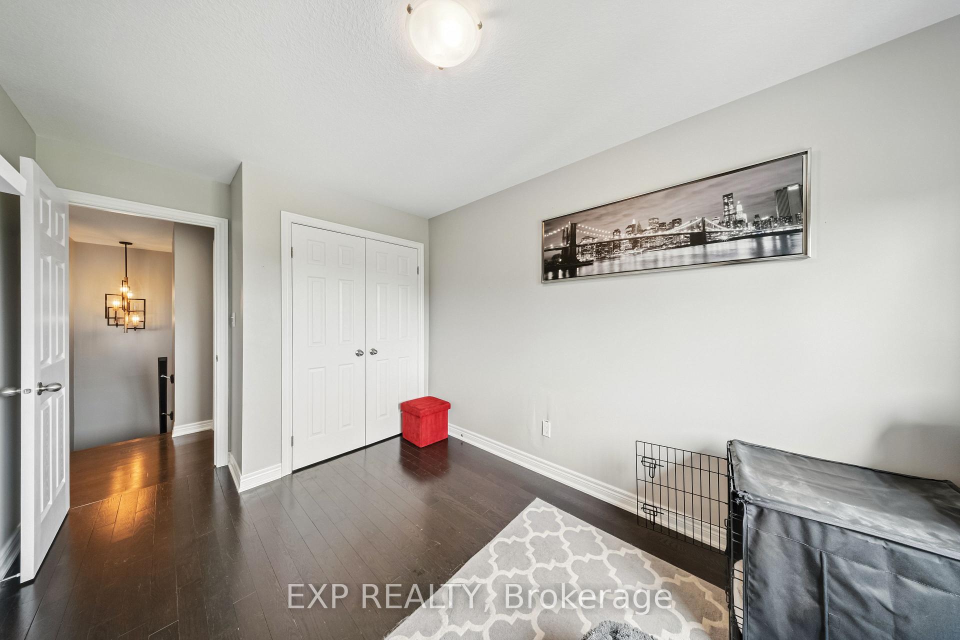 Photo 25 of 22 Madonna Drive, Hamilton, Carpenter — HOMEH