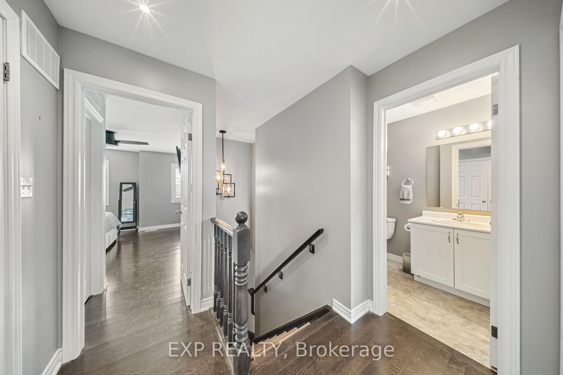 Photo 28 of 22 Madonna Drive, Hamilton, Carpenter — HOMEH