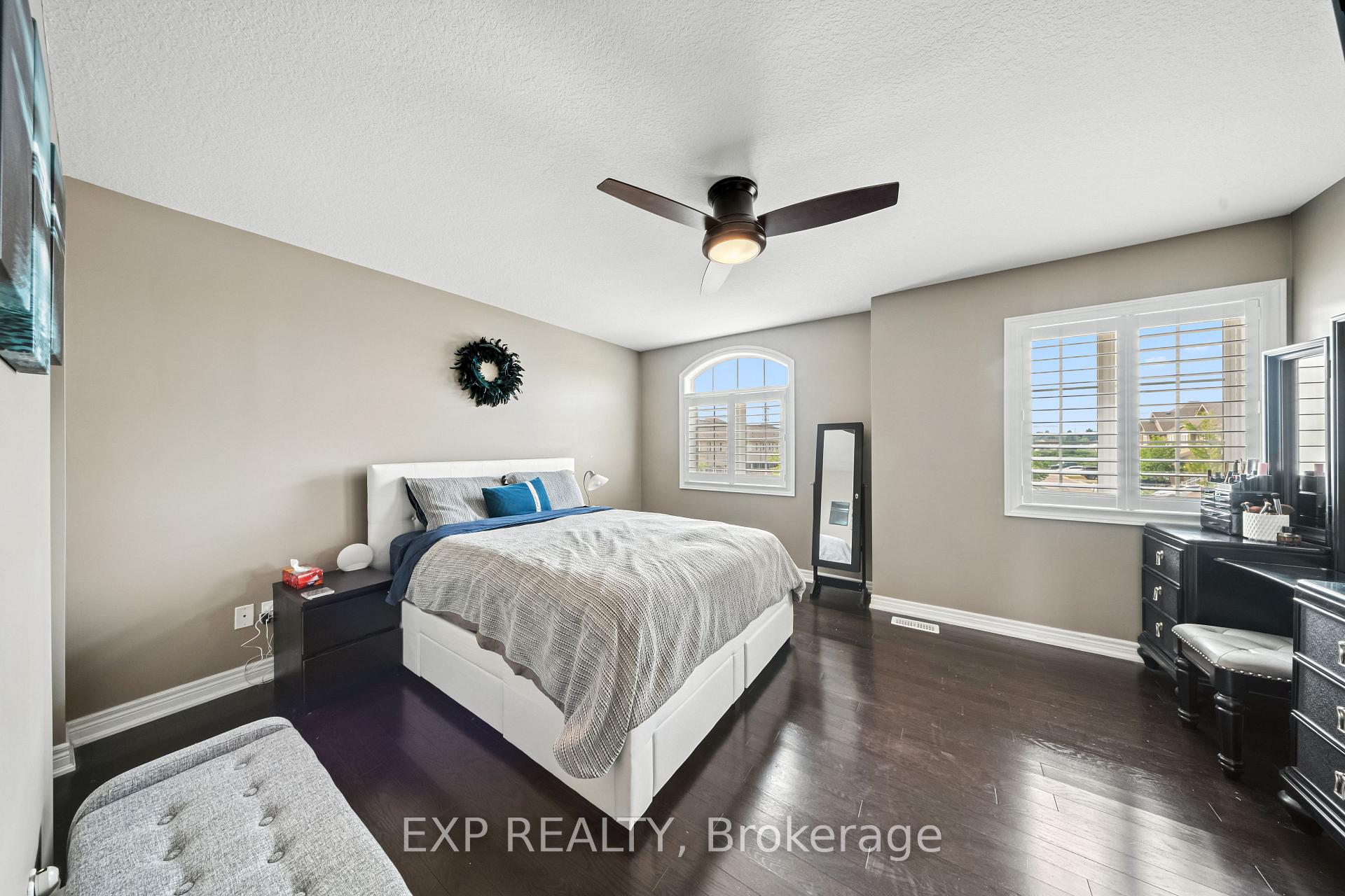 Photo 29 of 22 Madonna Drive, Hamilton, Carpenter — HOMEH