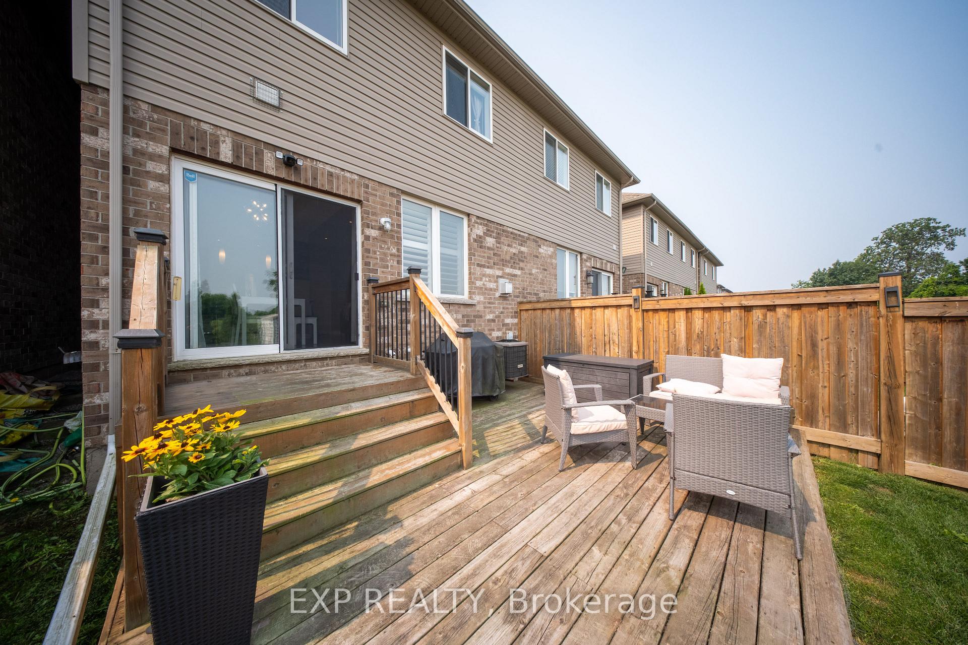 Photo 35 of 22 Madonna Drive, Hamilton, Carpenter — HOMEH