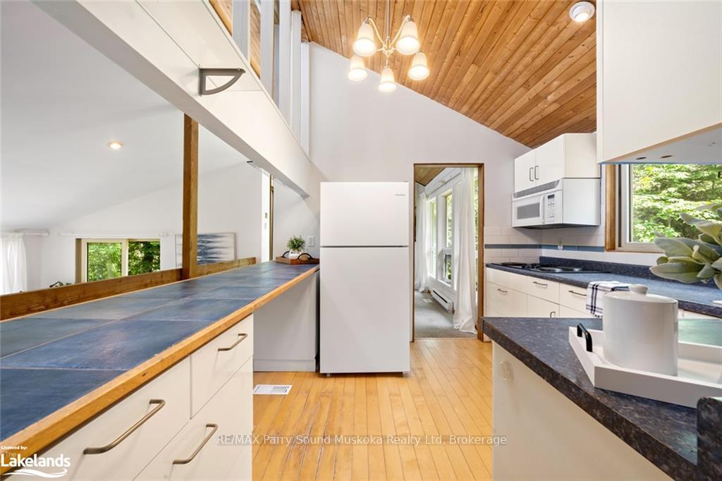 Photo 22 of 12 Linda Lane W, Carling — HOMEH