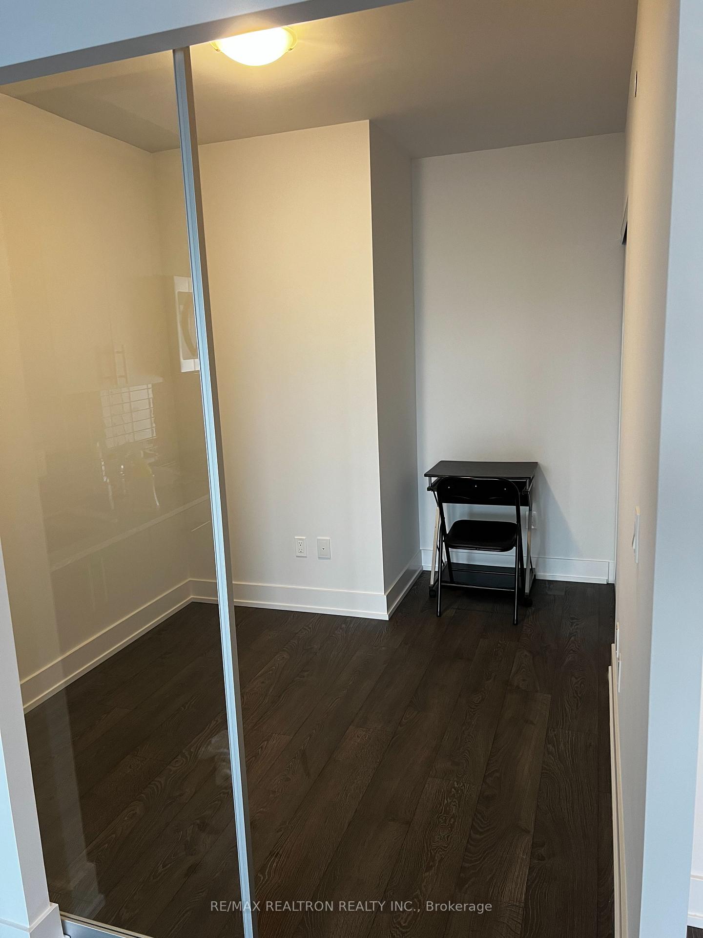 Photo 9 of Unit 909, 2550 Simcoe Street N, Oshawa, Windfields — HOMEH