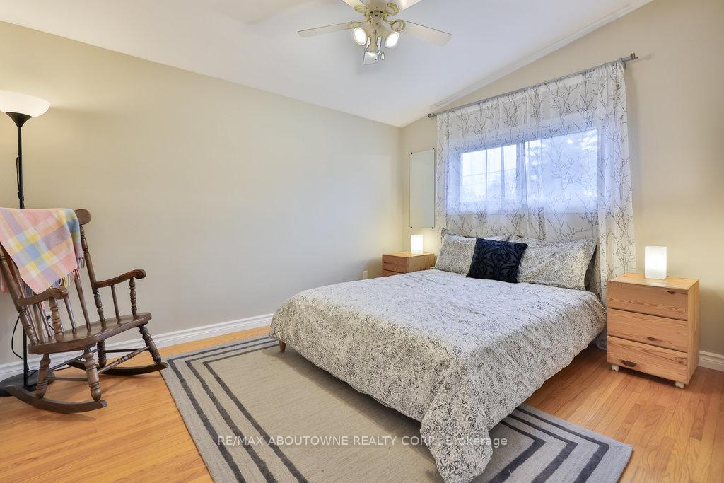 Photo 19 of 59 Purdy Crescent, Hamilton, Greeningdon — HOMEH