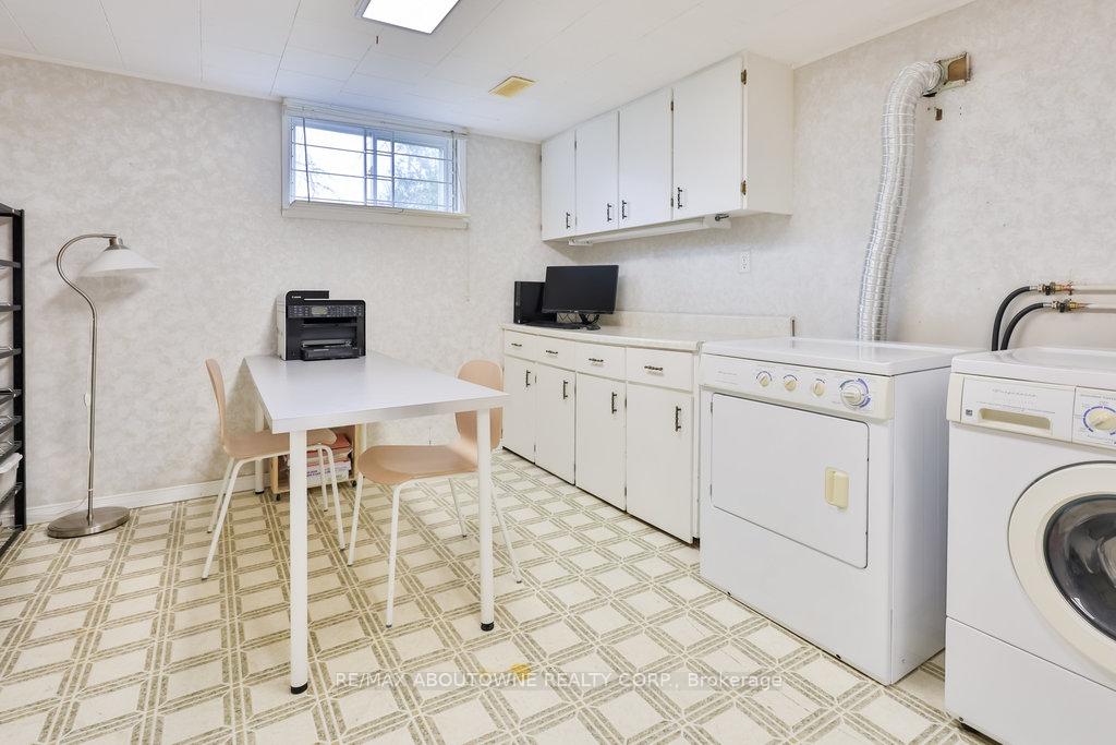 Photo 29 of 59 Purdy Crescent, Hamilton, Greeningdon — HOMEH