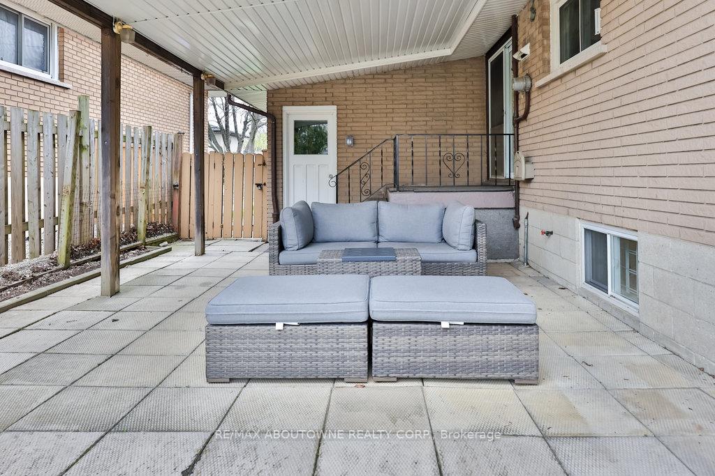 Photo 36 of 59 Purdy Crescent, Hamilton, Greeningdon — HOMEH