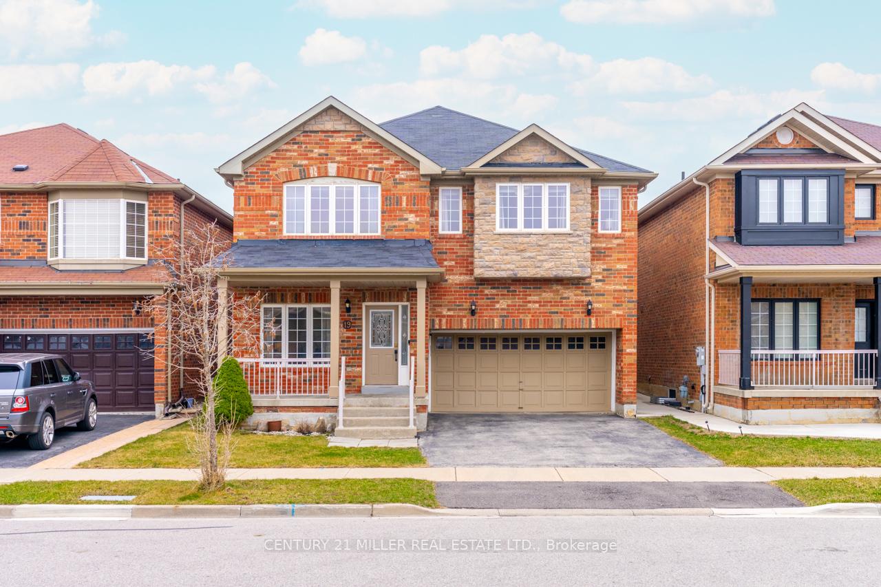 Photo 2 of 19 Owens Road, Brampton, Credit Valley — HOMEH