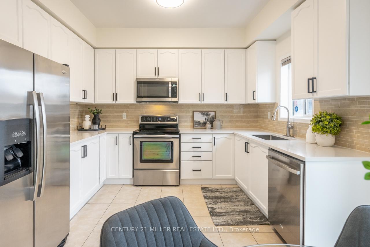 Photo 8 of 19 Owens Road, Brampton, Credit Valley — HOMEH