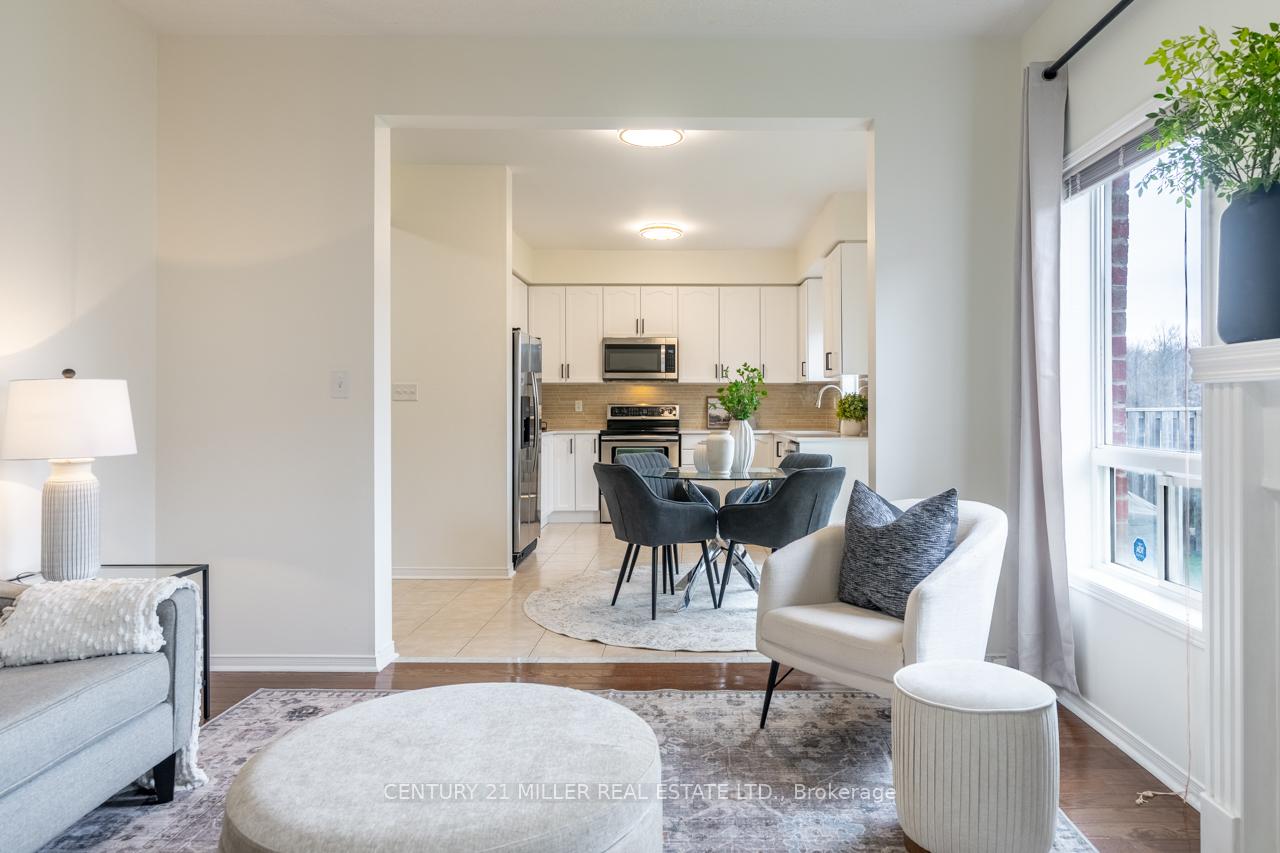 Photo 13 of 19 Owens Road, Brampton, Credit Valley — HOMEH