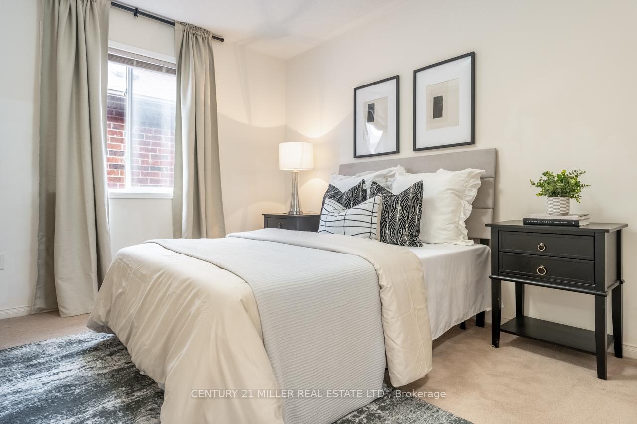 Photo 18 of 19 Owens Road, Brampton, Credit Valley — HOMEH