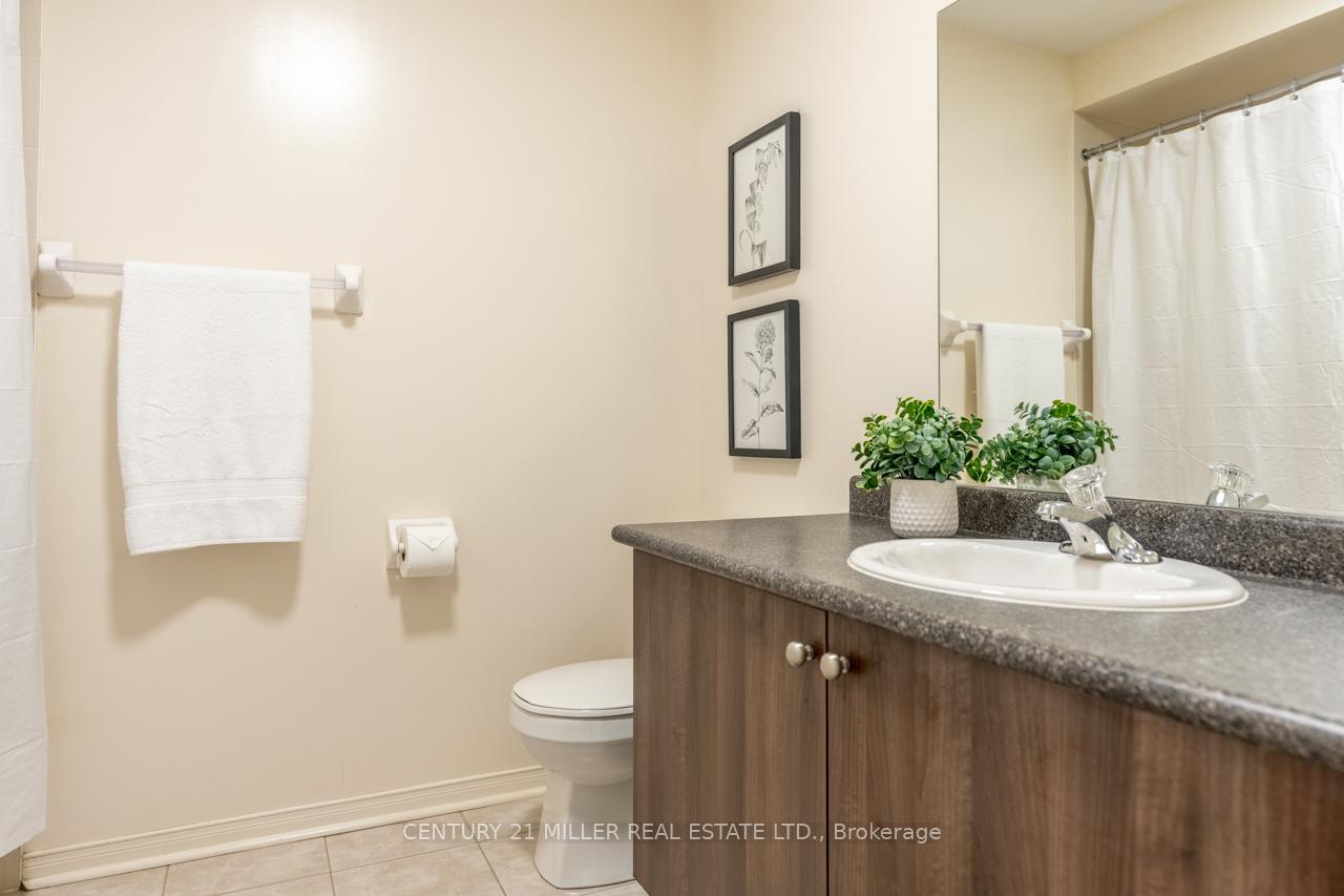 Photo 20 of 19 Owens Road, Brampton, Credit Valley — HOMEH