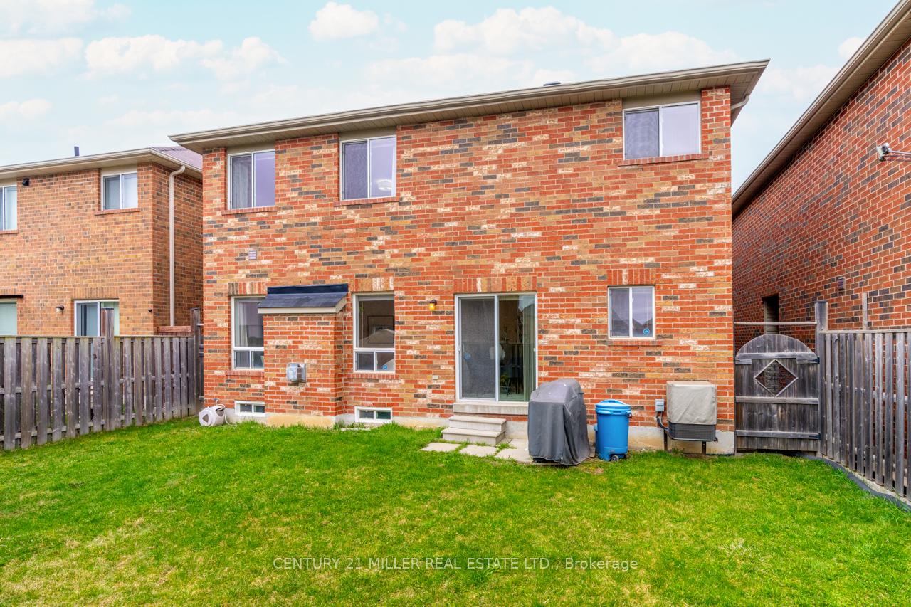 Photo 27 of 19 Owens Road, Brampton, Credit Valley — HOMEH
