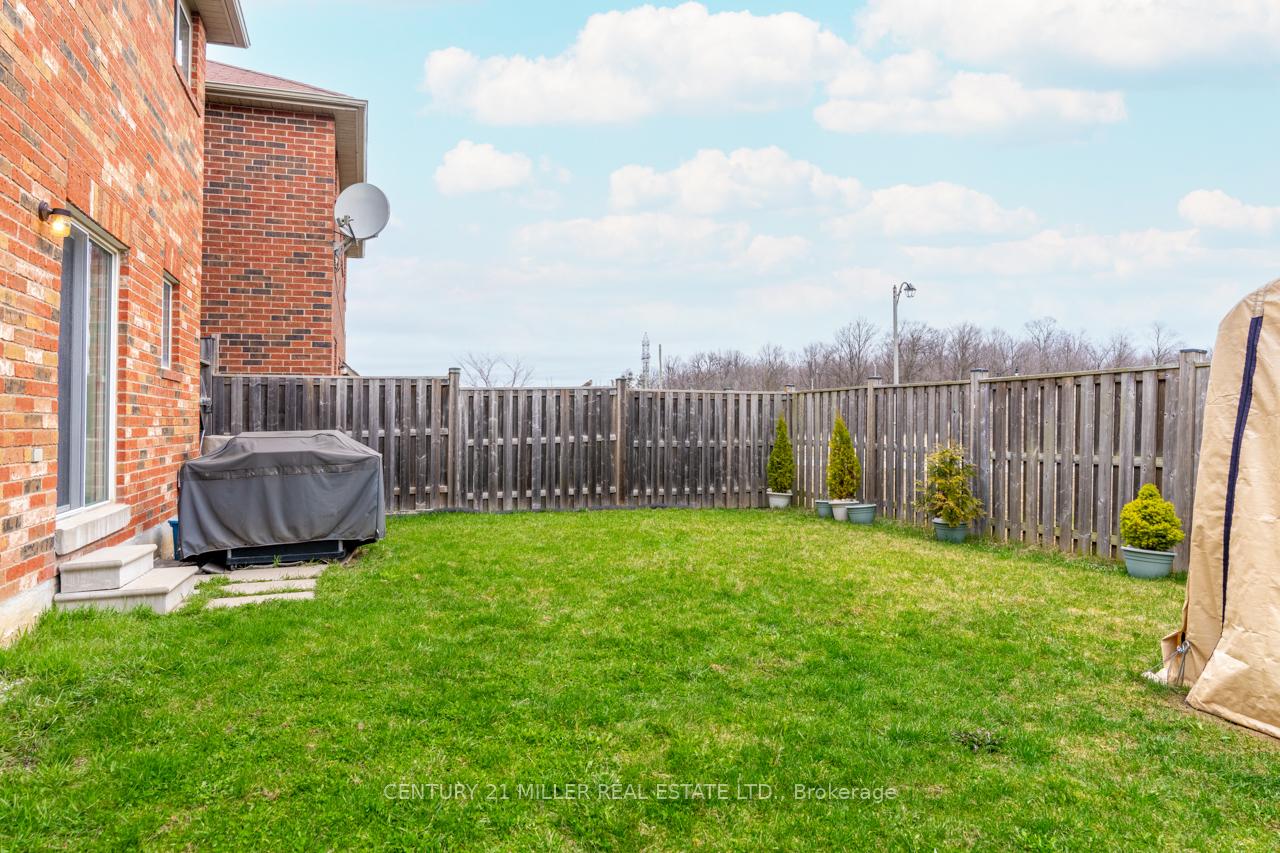 Photo 28 of 19 Owens Road, Brampton, Credit Valley — HOMEH