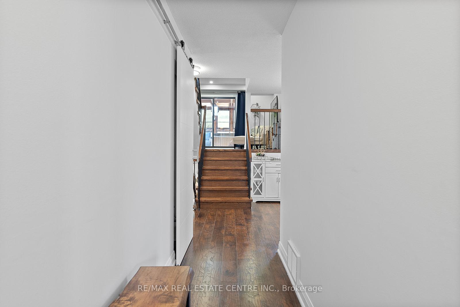Photo 5 of 82 Simmons Boulevard, Brampton, Madoc — HOMEH