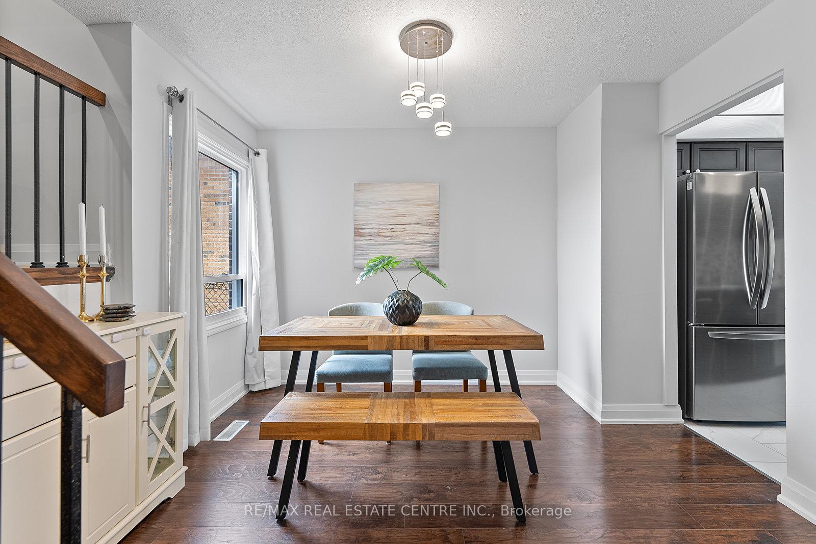 Photo 8 of 82 Simmons Boulevard, Brampton, Madoc — HOMEH