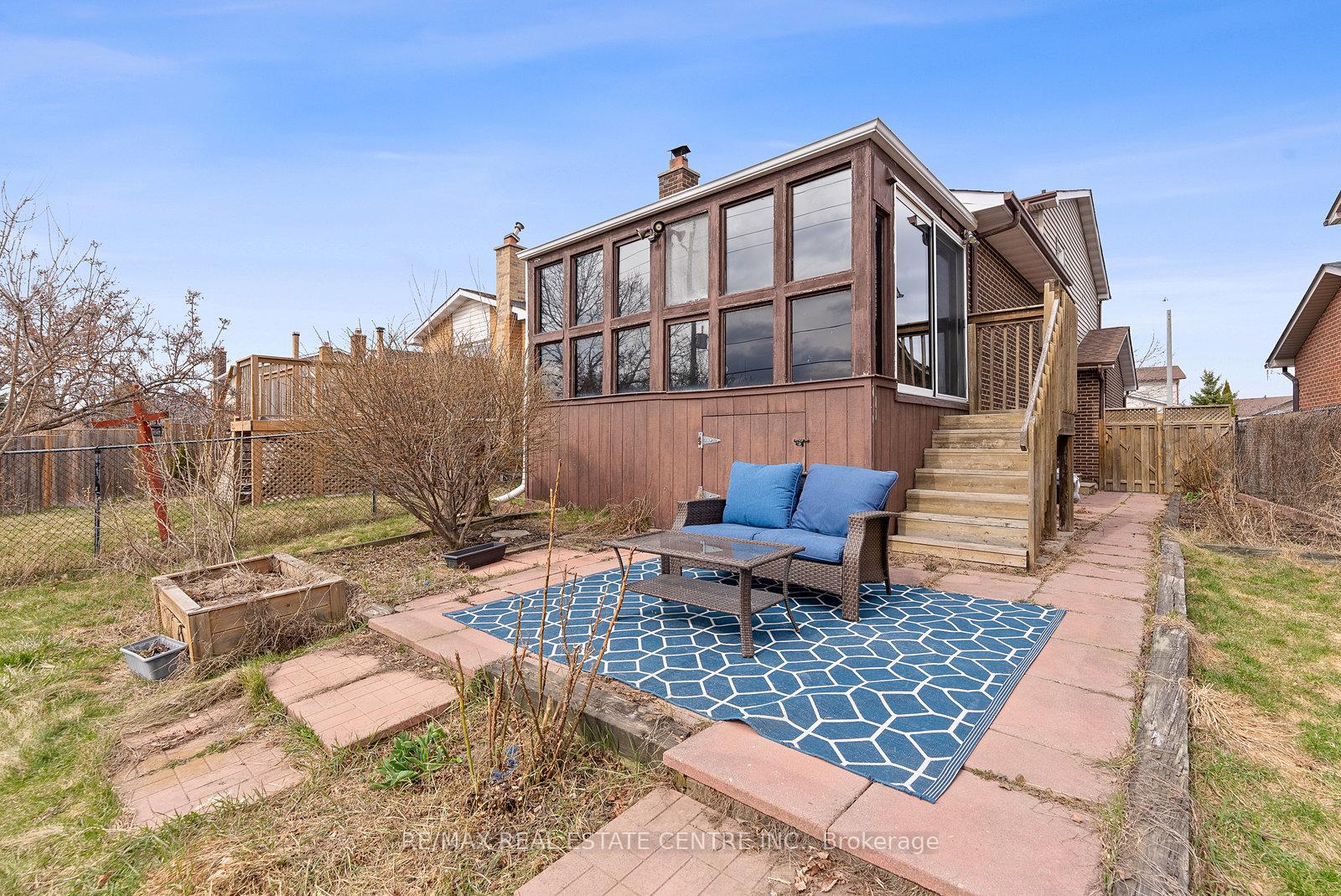 Photo 45 of 82 Simmons Boulevard, Brampton, Madoc — HOMEH