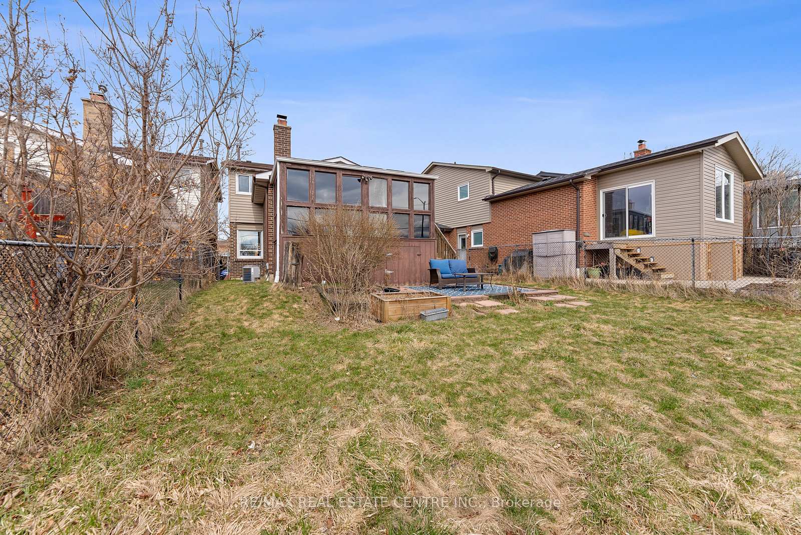 Photo 47 of 82 Simmons Boulevard, Brampton, Madoc — HOMEH