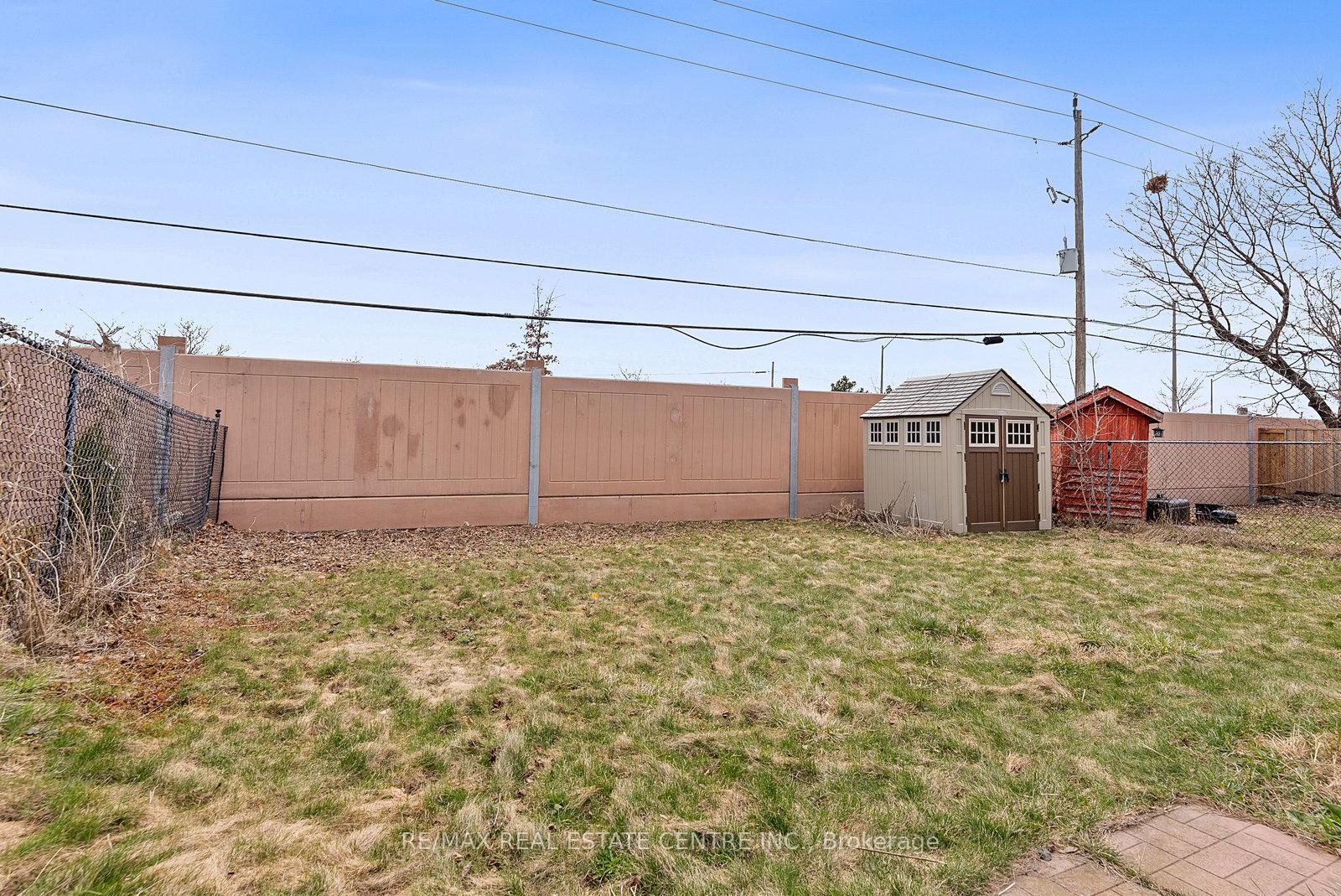 Photo 48 of 82 Simmons Boulevard, Brampton, Madoc — HOMEH