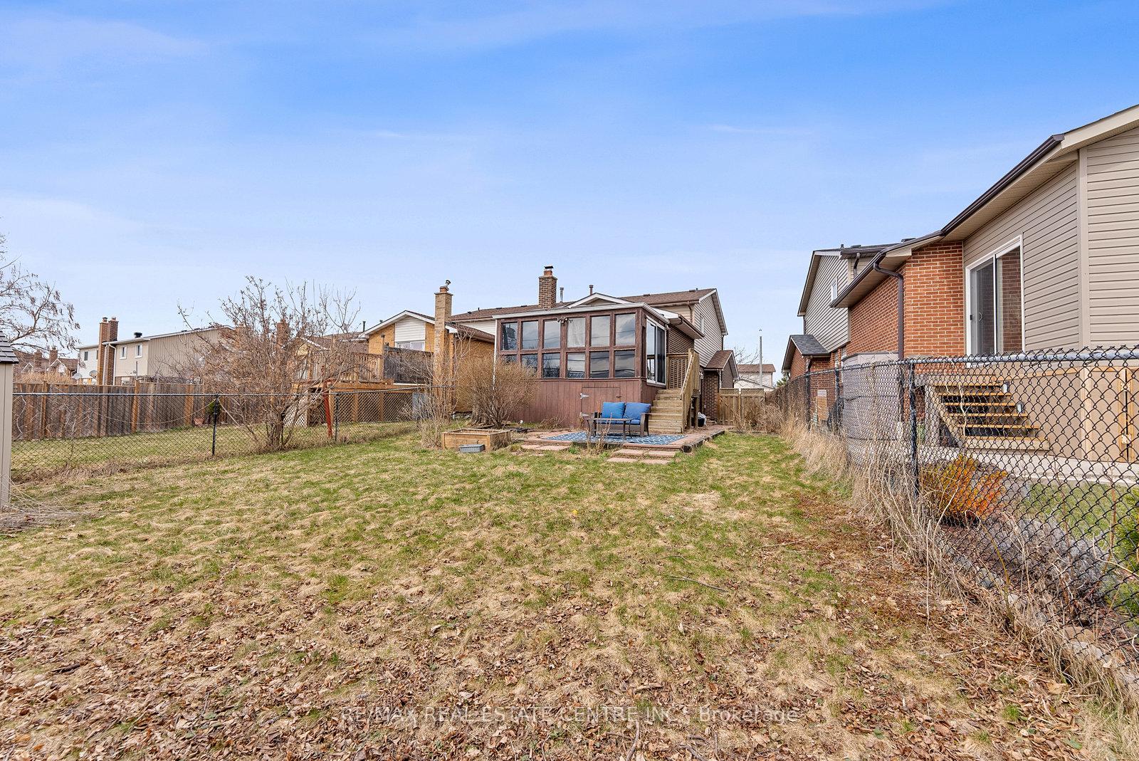 Photo 49 of 82 Simmons Boulevard, Brampton, Madoc — HOMEH