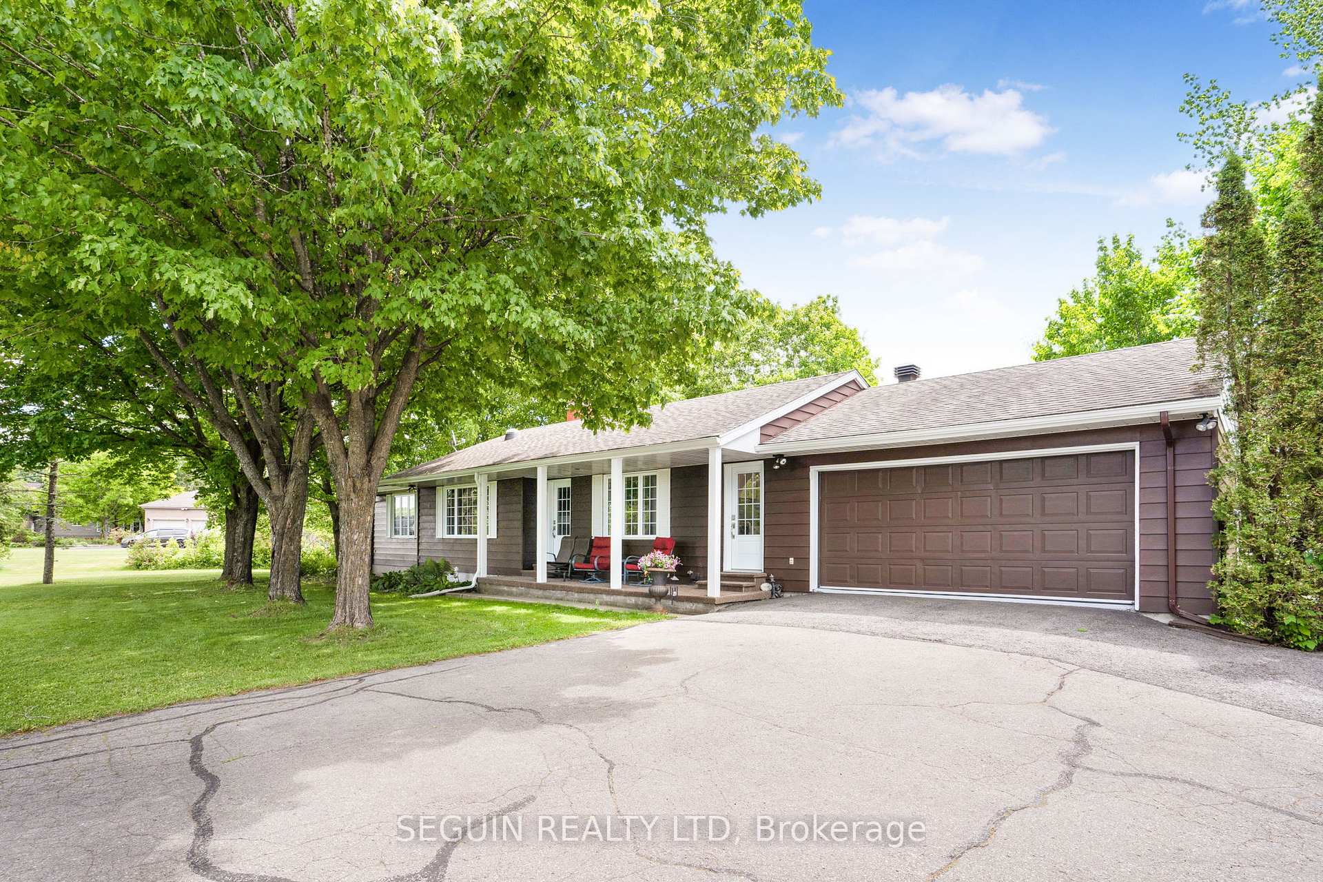 Photo 1 of 373 Front Road W, Champlain, Champlain Twp — HOMEH