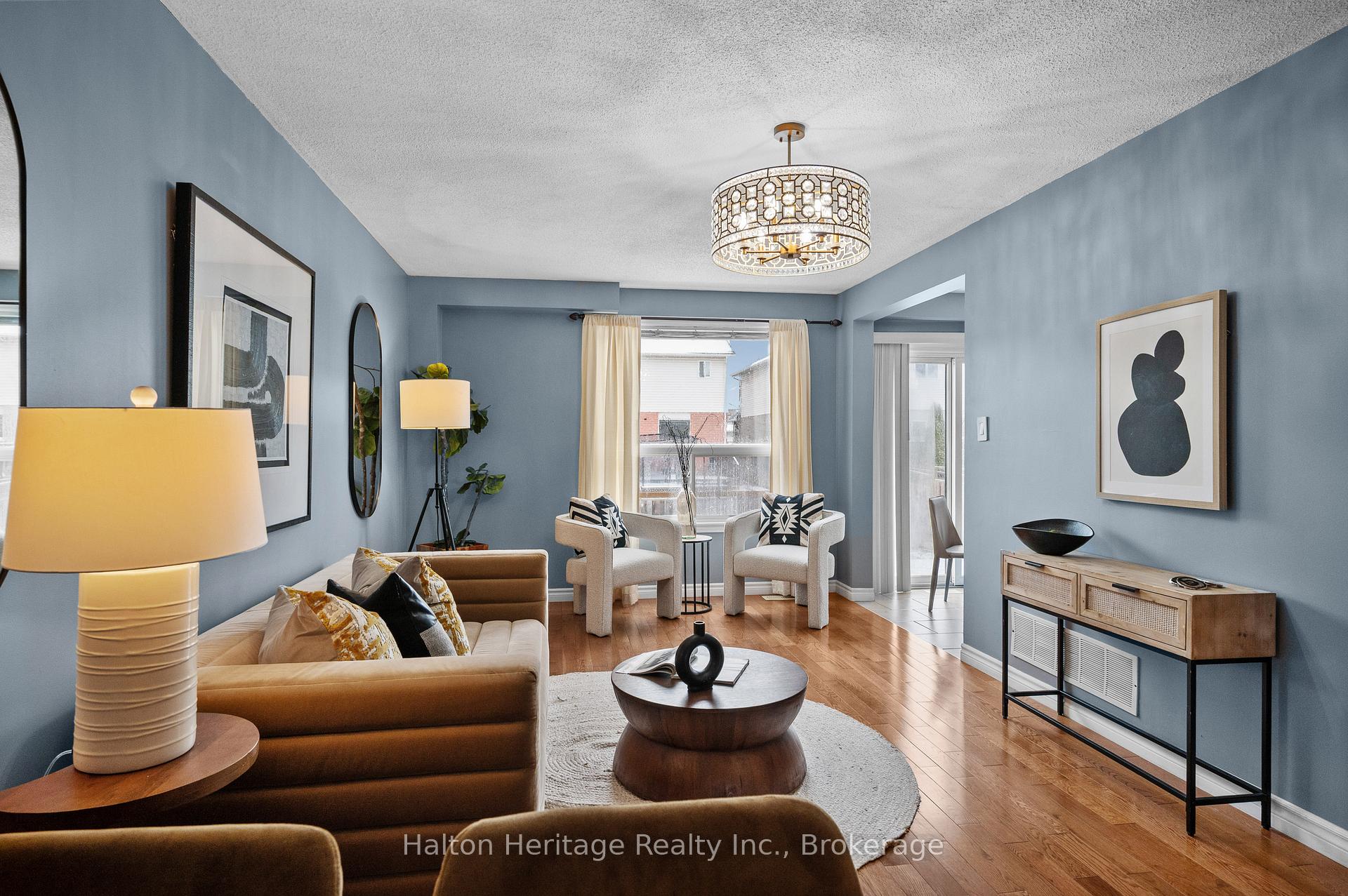 Photo 9 of 100 Thames Way, Hamilton, Mount Hope — HOMEH