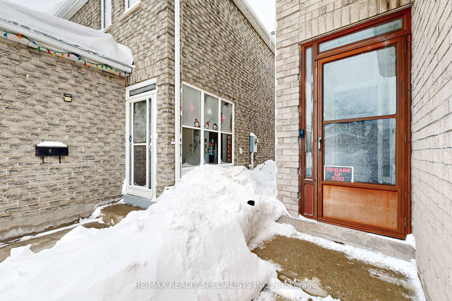 Photo 2 of 95 Sandmere Avenue, Brampton, Heart Lake West — HOMEH