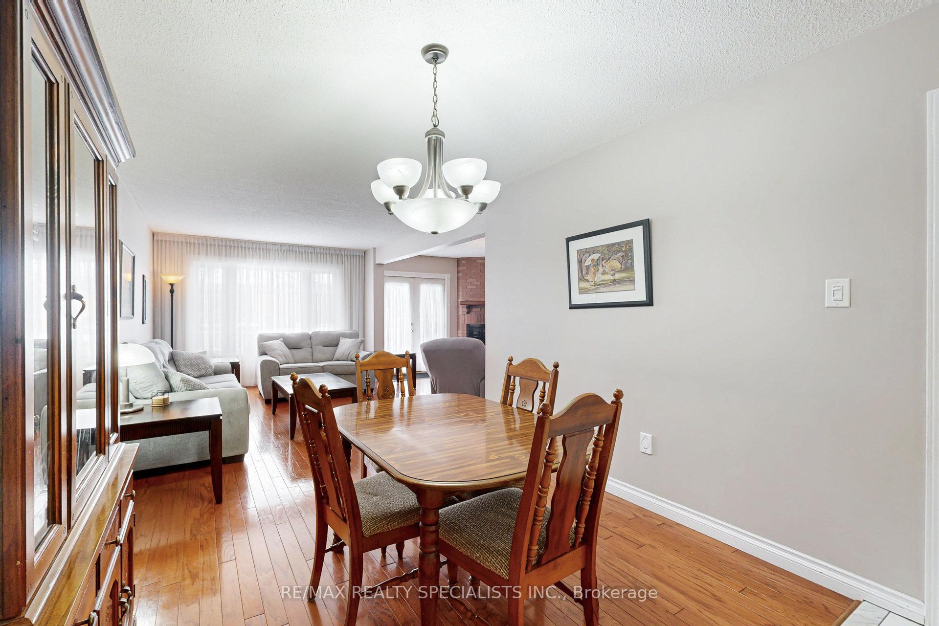 Photo 6 of 95 Sandmere Avenue, Brampton, Heart Lake West — HOMEH
