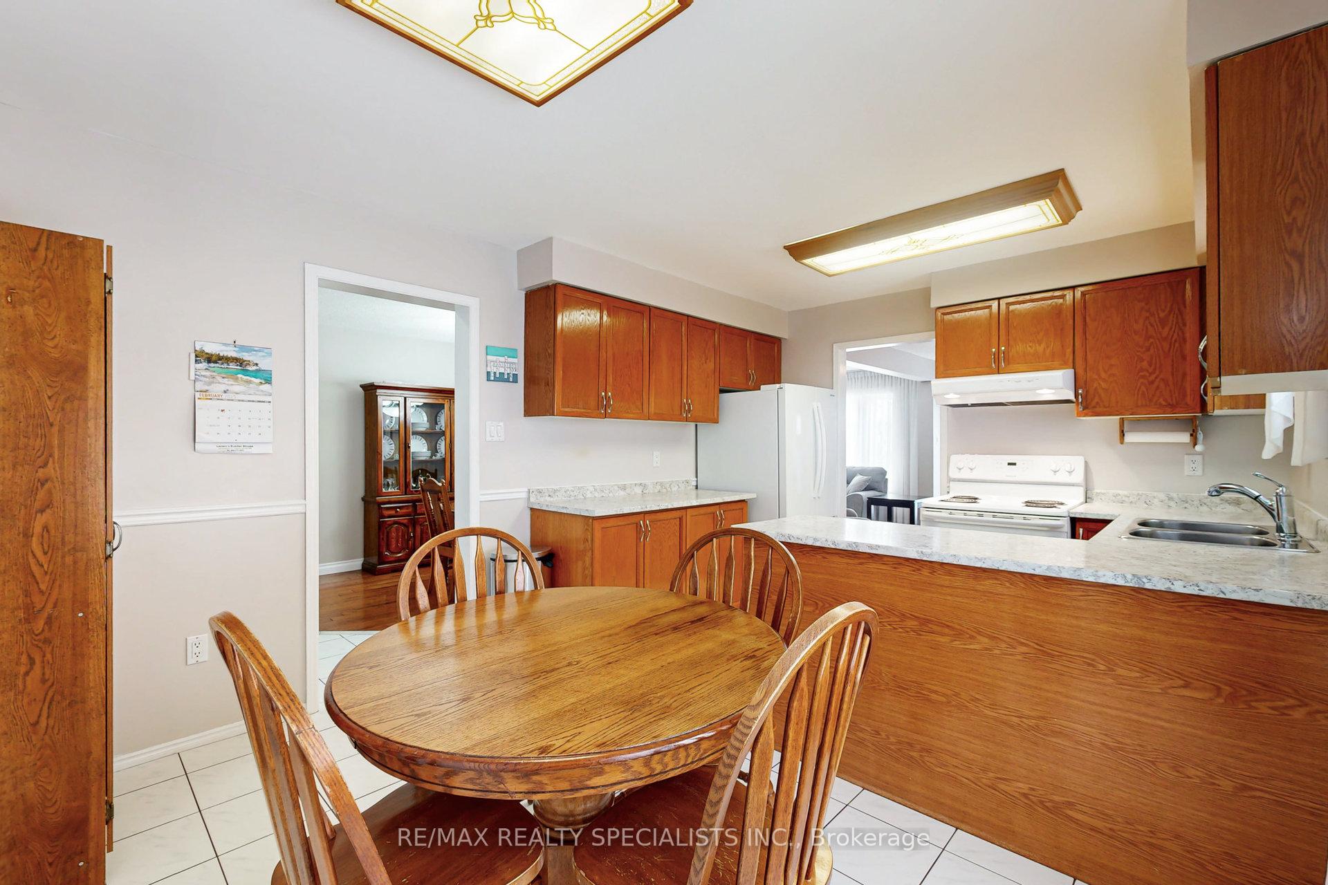 Photo 17 of 95 Sandmere Avenue, Brampton, Heart Lake West — HOMEH