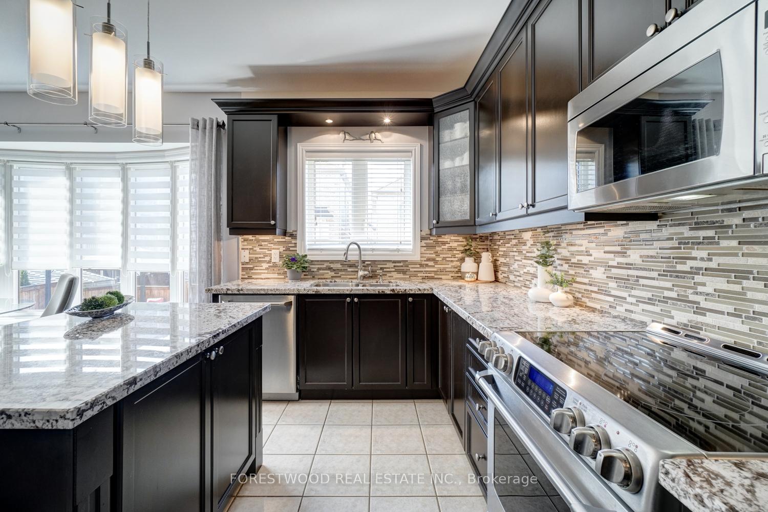 Photo 21 of 87 Leadership Drive, Brampton, Credit Valley — HOMEH