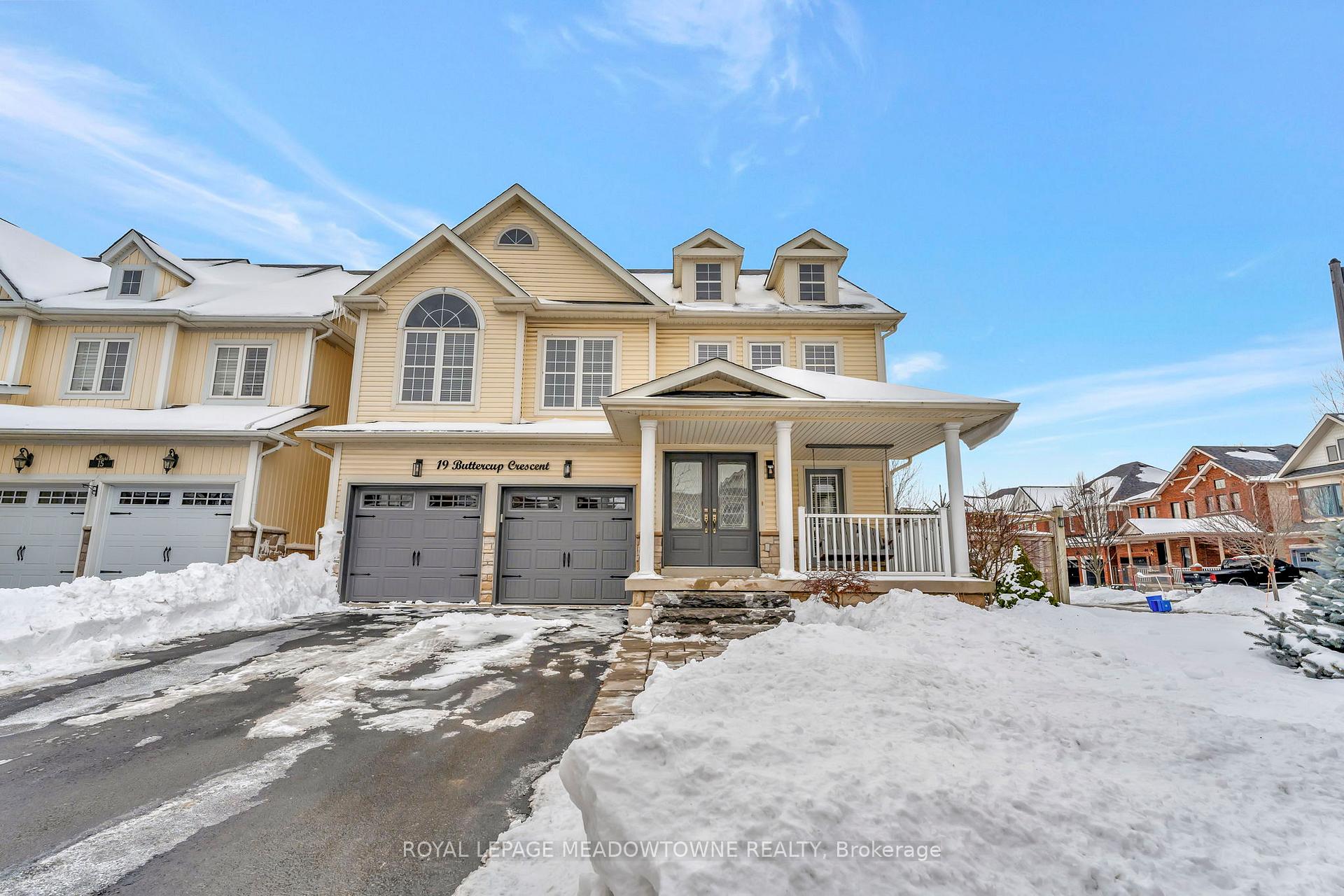 Photo 1 of 19 Buttercup Crescent, Hamilton, Waterdown — HOMEH
