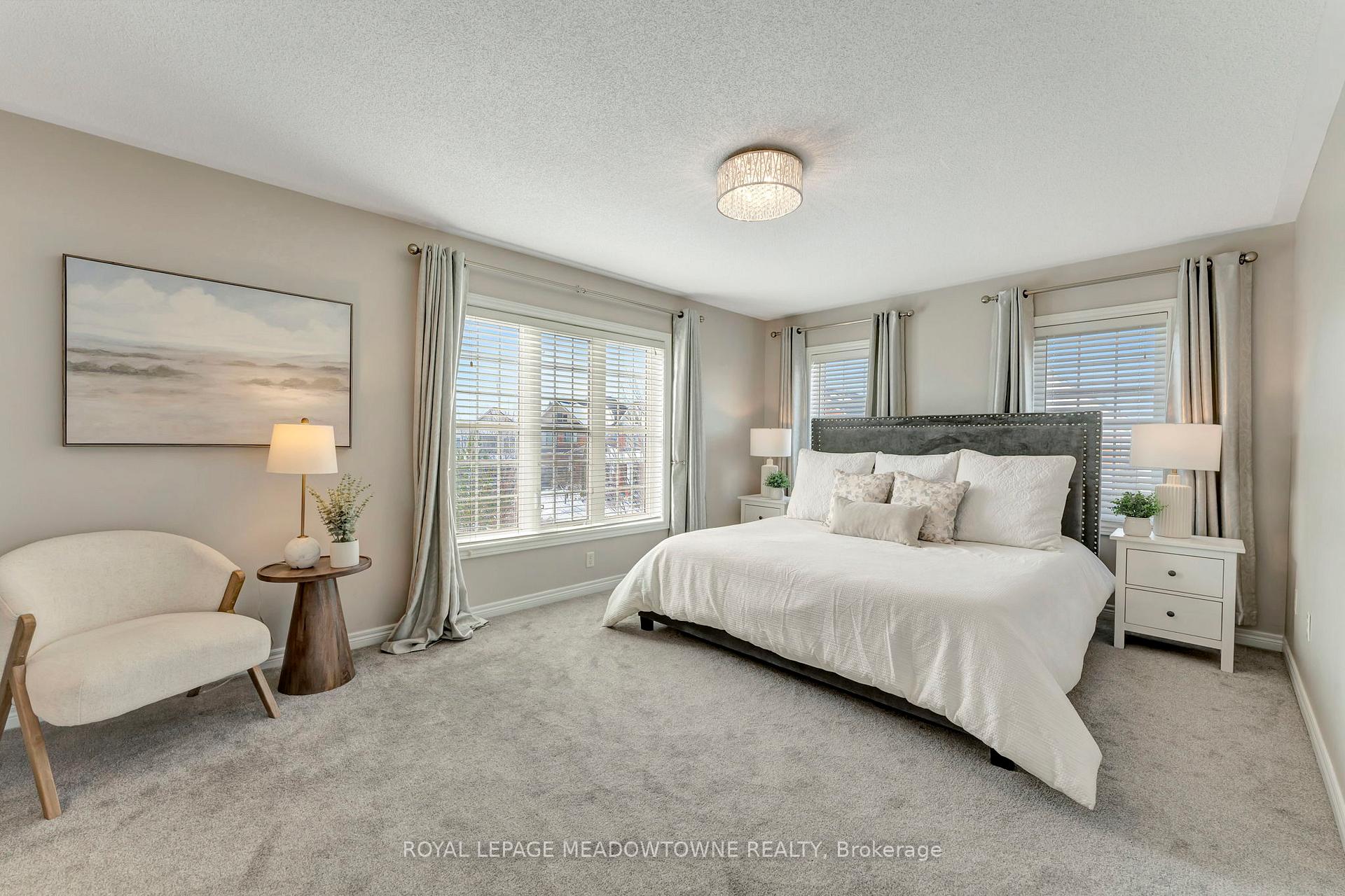 Photo 23 of 19 Buttercup Crescent, Hamilton, Waterdown — HOMEH