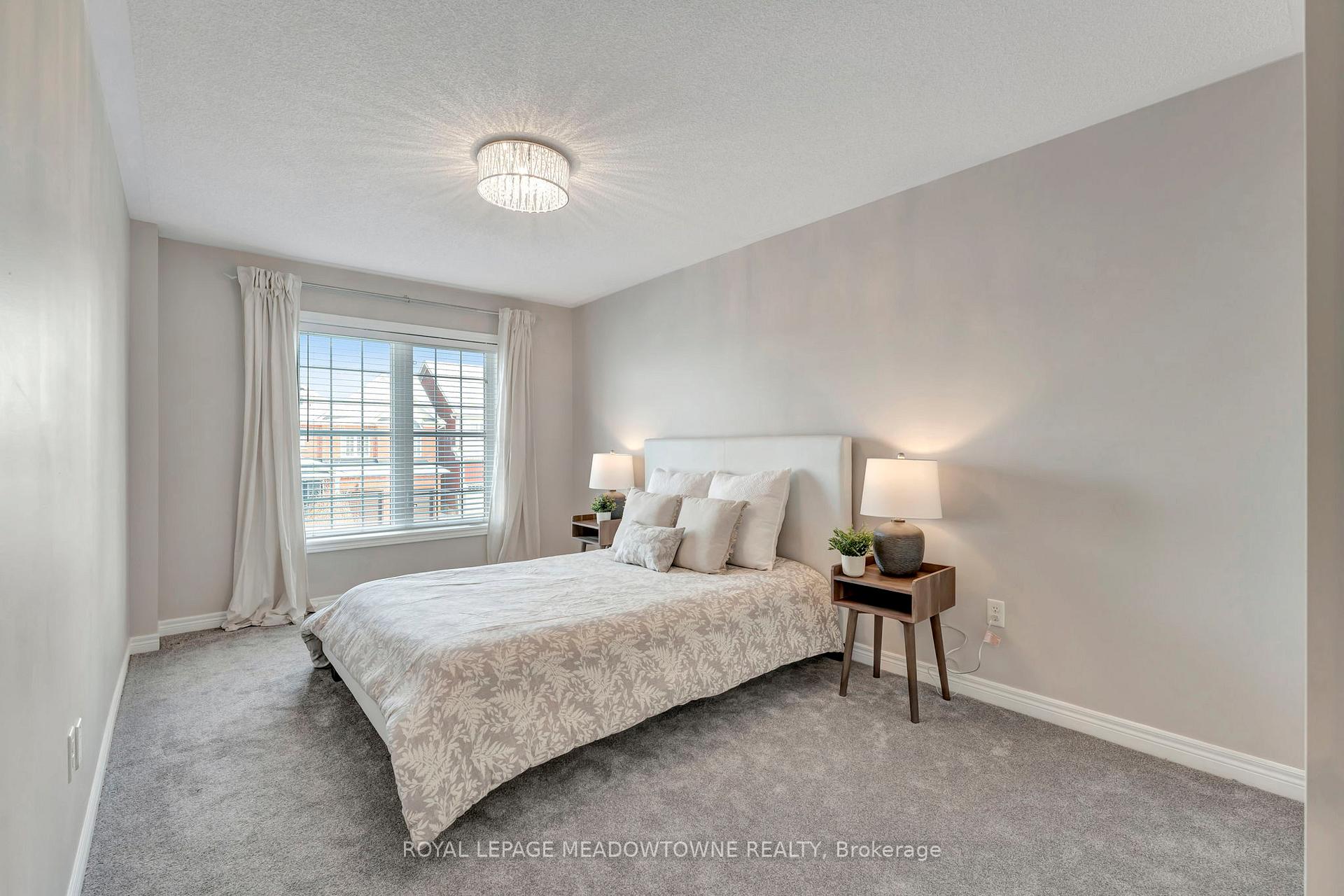 Photo 28 of 19 Buttercup Crescent, Hamilton, Waterdown — HOMEH