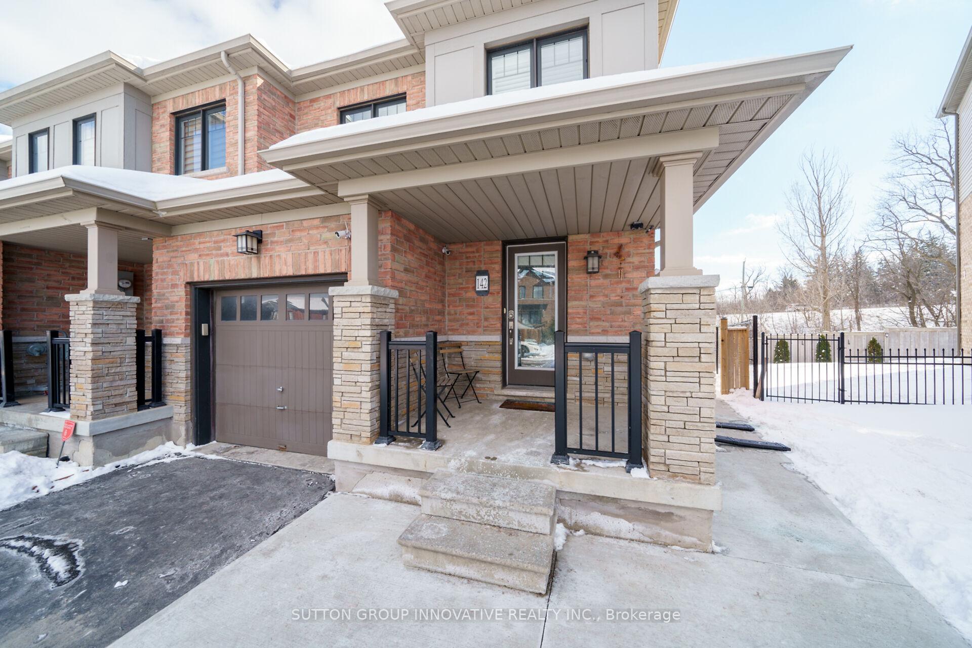 Photo 2 of 142 Crafter Crescent, Hamilton, Stoney Creek Mountain — HOMEH